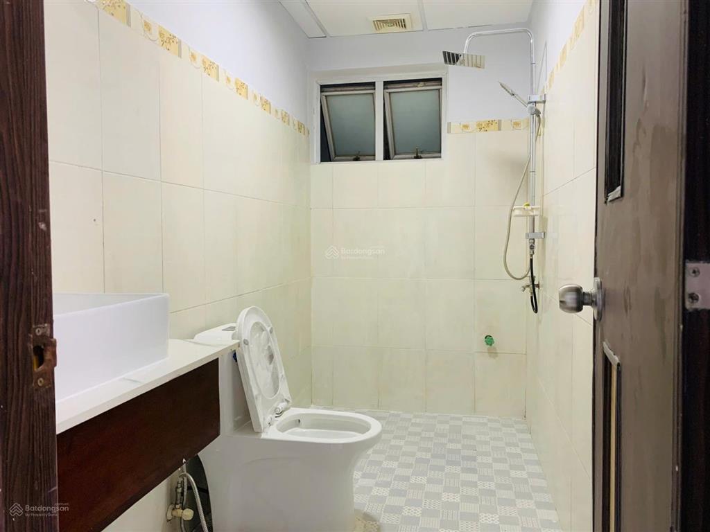 Căn hộ tầng 4, chung cư nhất lan 3, dt 62m giá 2 tỷ 350tr
