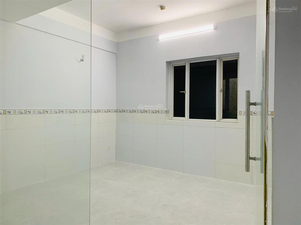 Căn hộ tầng 4, chung cư nhất lan 3, dt 62m giá 2 tỷ 350tr