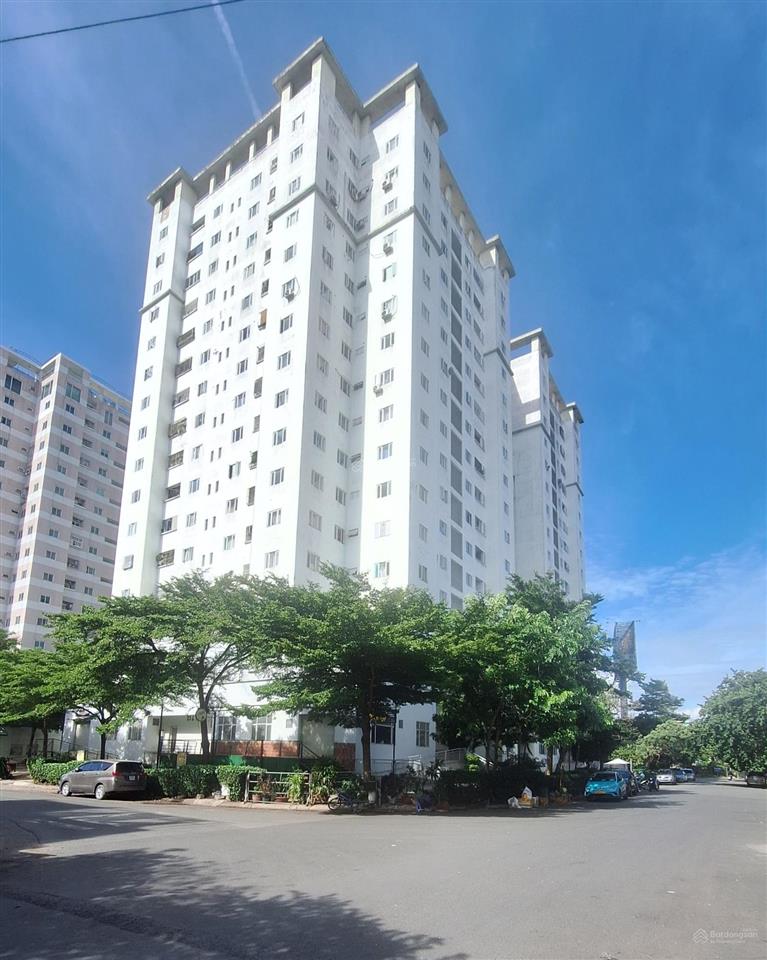 Căn hộ tầng 4, chung cư nhất lan 3, dt 62m giá 2 tỷ 350tr