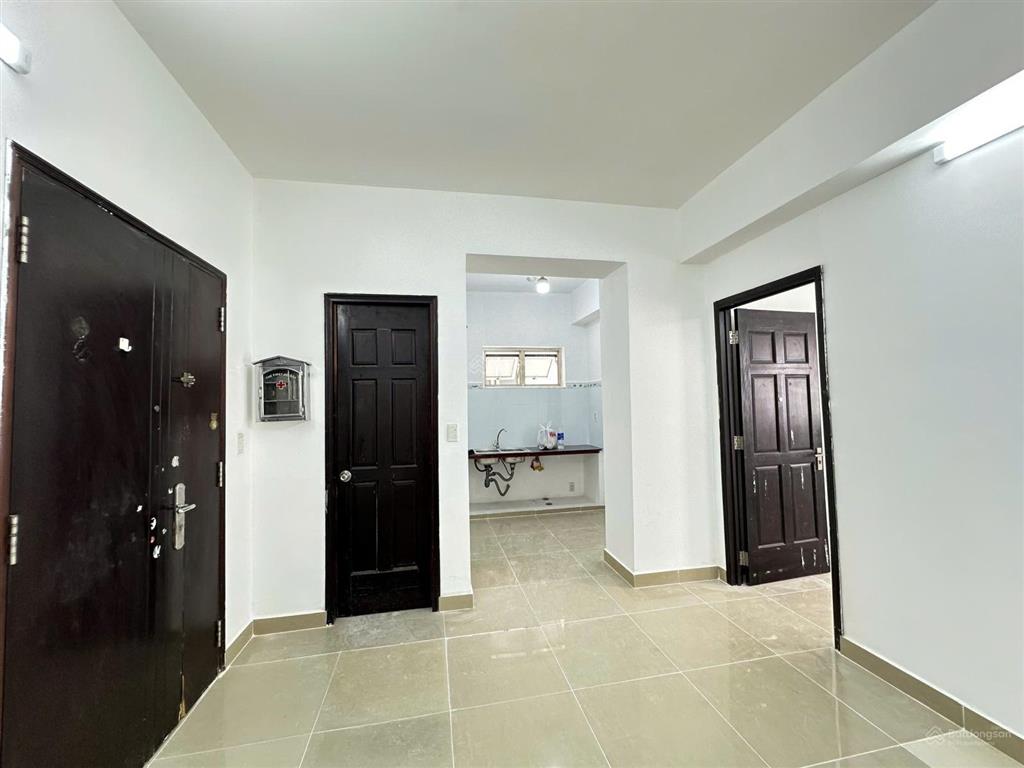 Căn hộ tầng 12 chung cư thái sơn, ngay chợ bà hom, dt 48m giá 2 tỷ 50tr