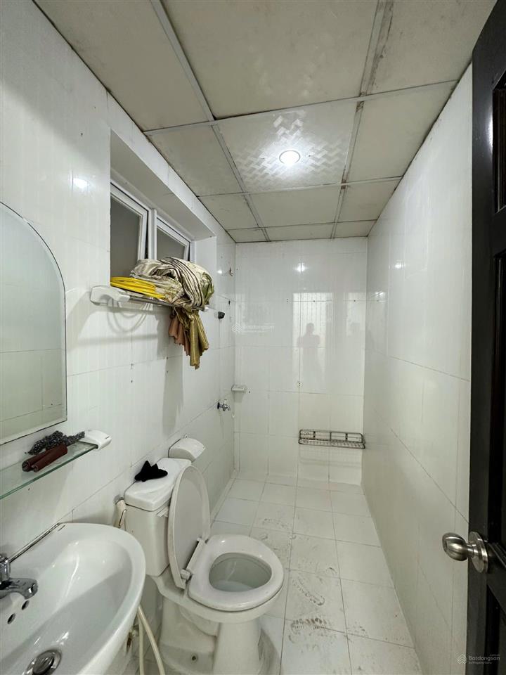 Căn hộ tầng 12 chung cư thái sơn, ngay chợ bà hom, dt 48m giá 2 tỷ 50tr