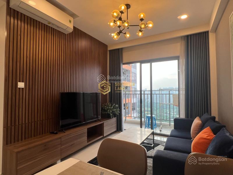 Bán căn hộ 2pn2wc ban công dài 73m2 view landmark 81 giá tốt 7,3 tỷ bao hết