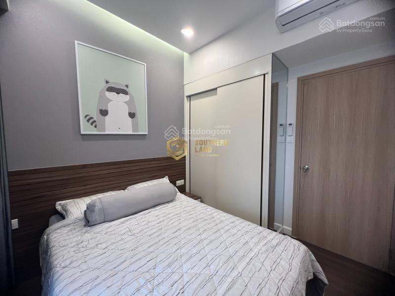 Bán căn hộ 2pn2wc ban công dài 73m2 view landmark 81 giá tốt 7,3 tỷ bao hết