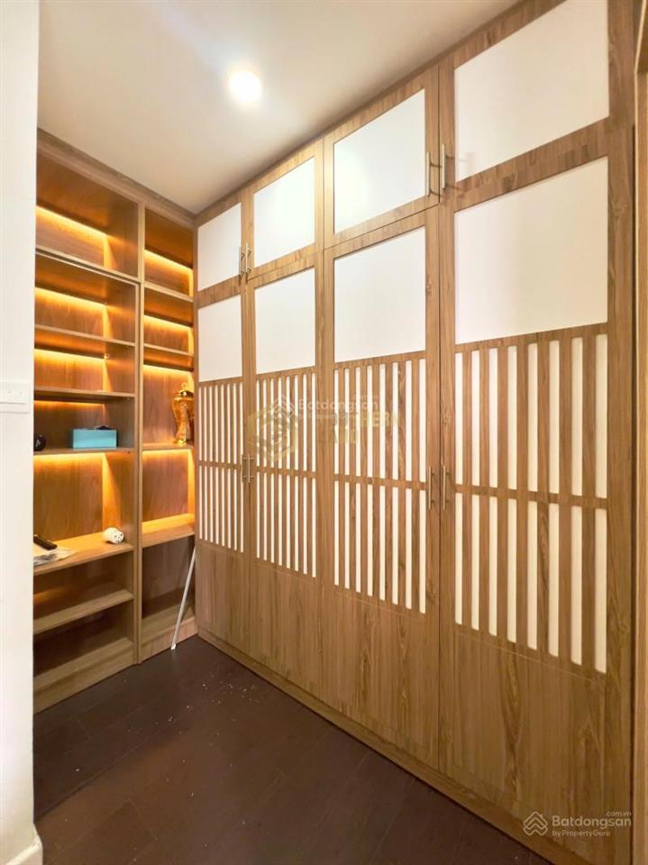 Chính chủ gửi bán căn hộ 3pn2wc to the sun avenue diện tích lớn 109m2 view sông giá 9,5 tỷ