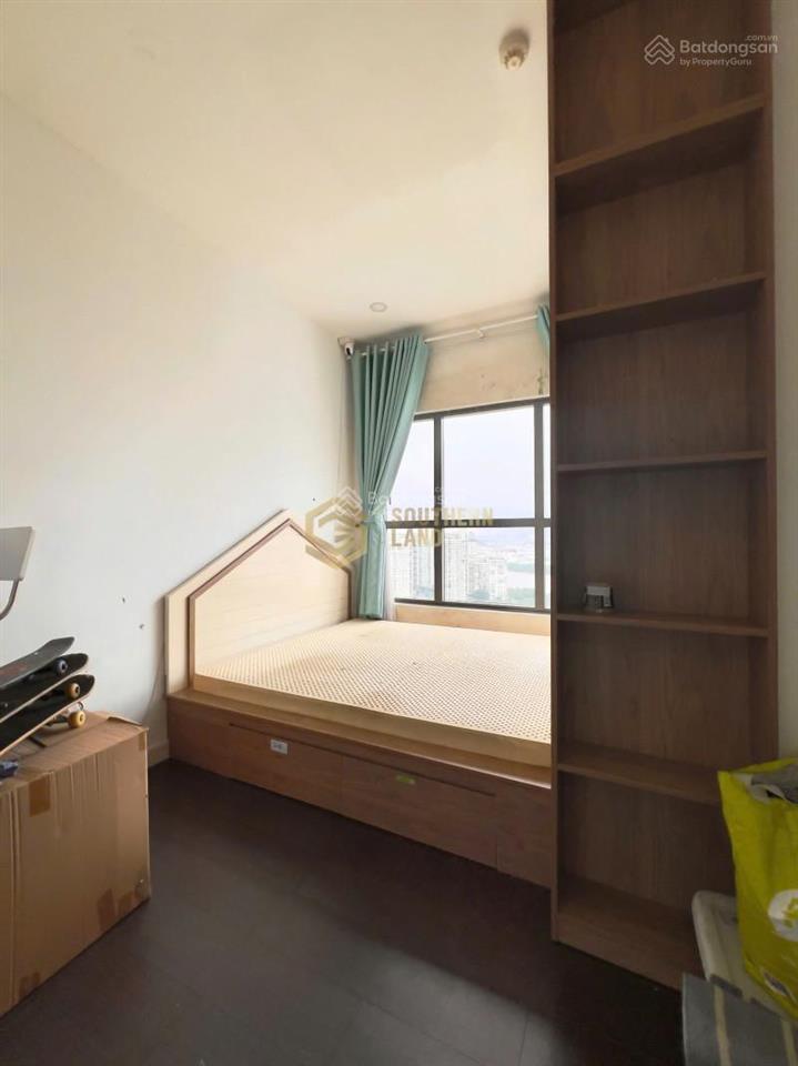 Chính chủ gửi bán căn hộ 3pn2wc to the sun avenue diện tích lớn 109m2 view sông giá 9,5 tỷ