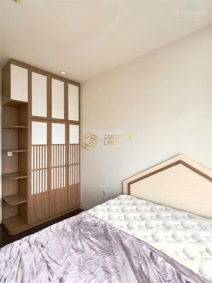 Chính chủ gửi bán căn hộ 3pn2wc to the sun avenue diện tích lớn 109m2 view sông giá 9,5 tỷ