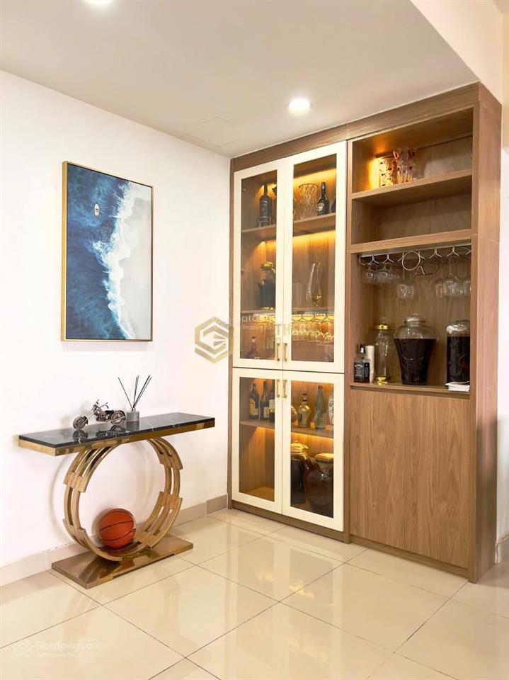 Chính chủ gửi bán căn hộ 3pn2wc to the sun avenue diện tích lớn 109m2 view sông giá 9,5 tỷ