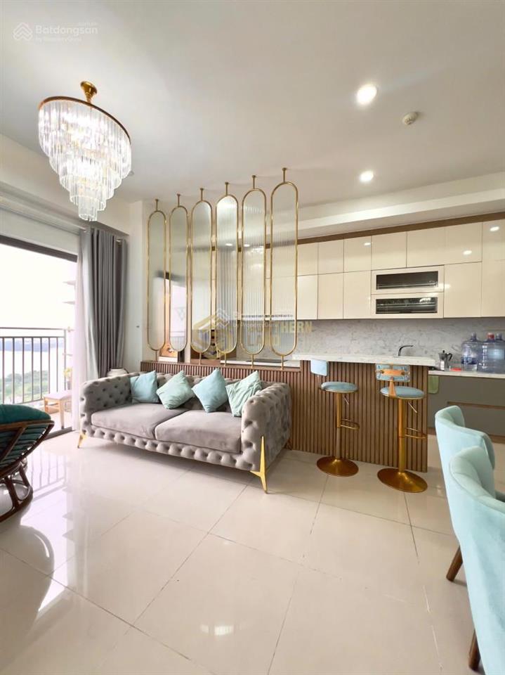 Chính chủ gửi bán căn hộ 3pn2wc to the sun avenue diện tích lớn 109m2 view sông giá 9,5 tỷ