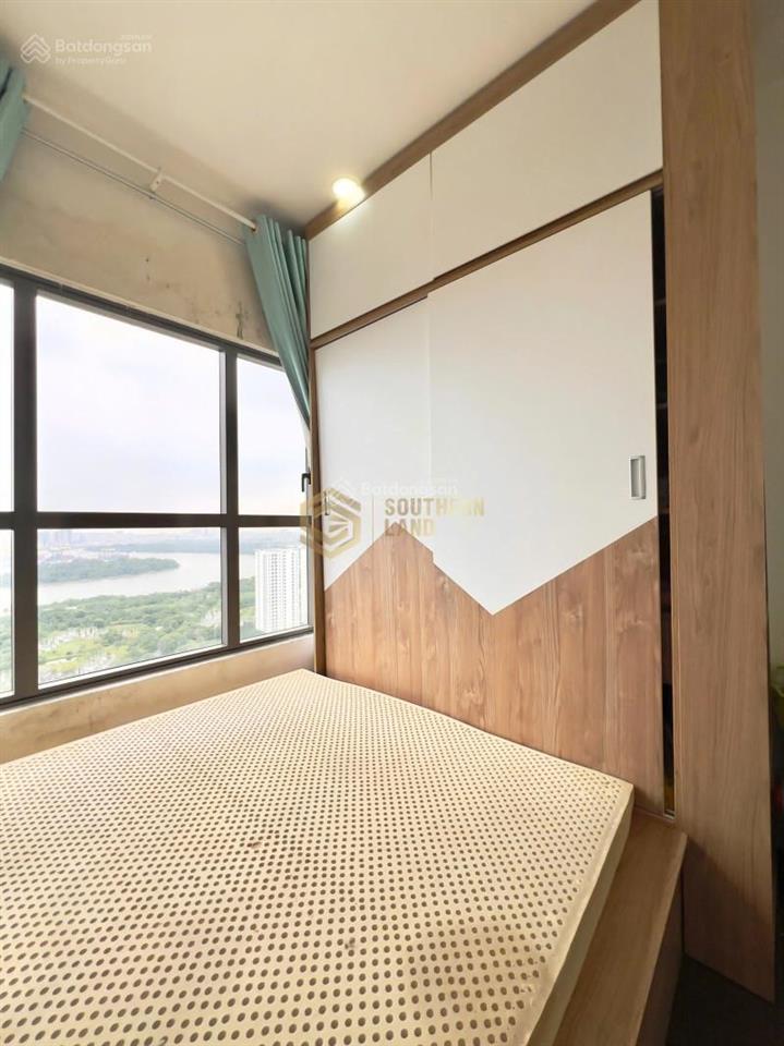 Chính chủ gửi bán căn hộ 3pn2wc to the sun avenue diện tích lớn 109m2 view sông giá 9,5 tỷ