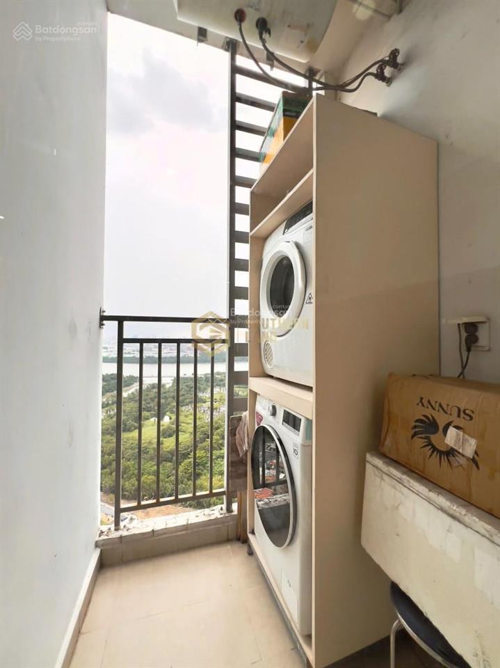 Chính chủ gửi bán căn hộ 3pn2wc to the sun avenue diện tích lớn 109m2 view sông giá 9,5 tỷ