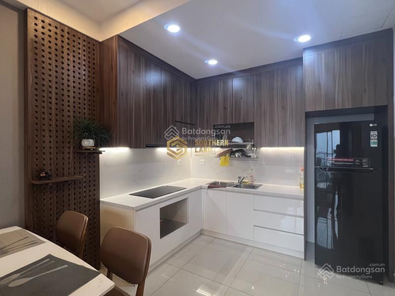 Chính chủ gửi bán căn hộ 2pn2wc tầng cao view đẹp the sun avenue sẵn sổ giá tốt 6.8 tỷ