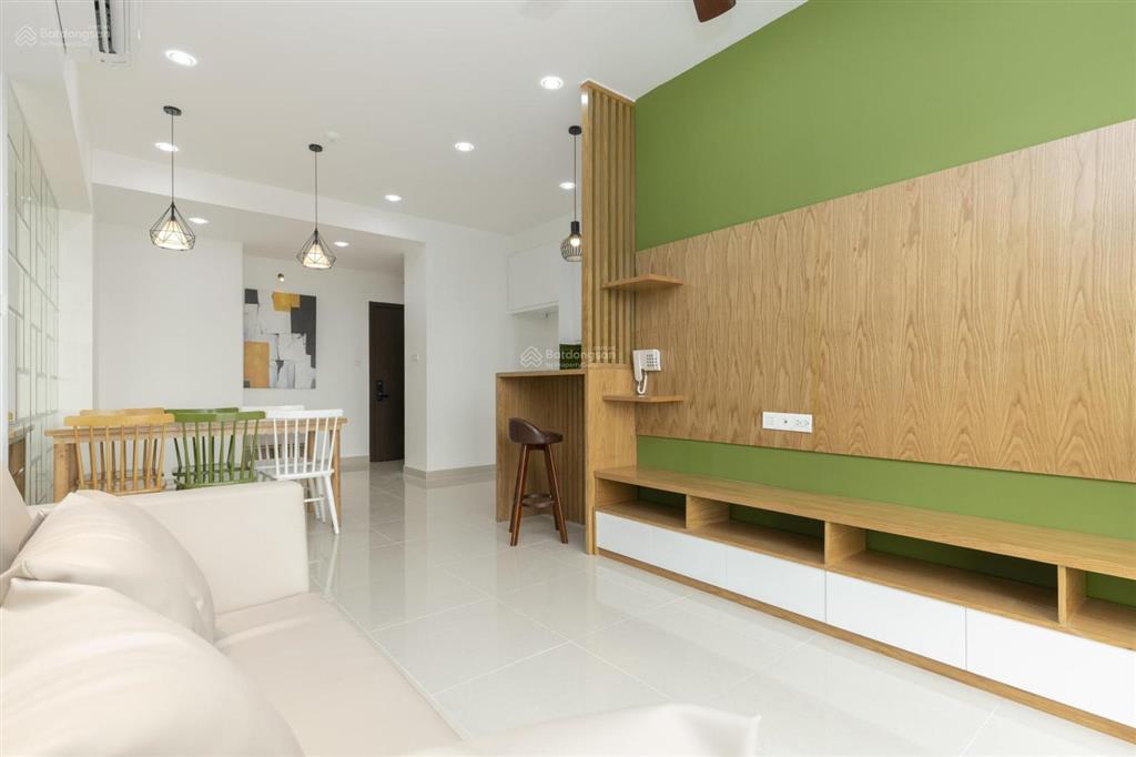Chính chủ gửi bán căn hộ 3pn2wc  105m² view sông đã có sổ hồng giá 9 tỷ all in