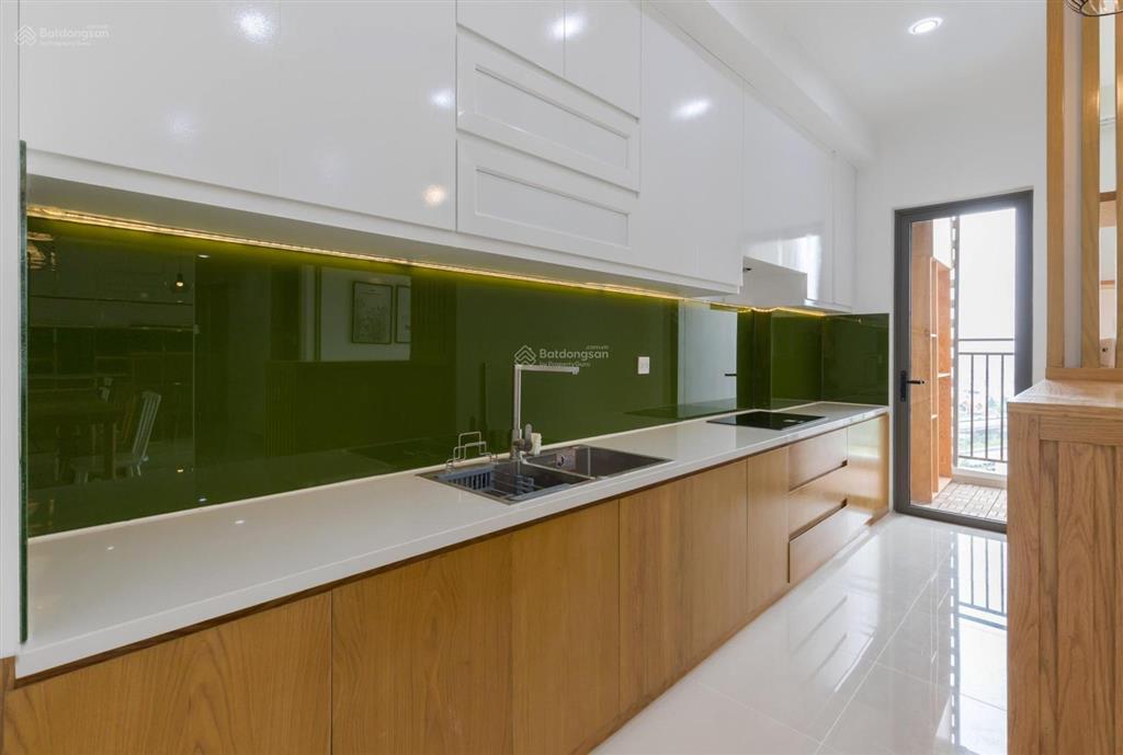 Chính chủ gửi bán căn hộ 3pn2wc  105m² view sông đã có sổ hồng giá 9 tỷ all in