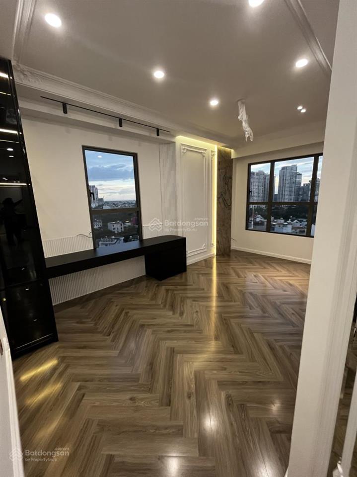 Bán nhanh căn hộ diện tích lớn 3pn2wc  105m² giá bán 9 tỷ bao hết