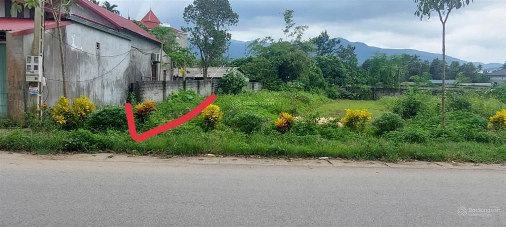 Cần bán lô đất 266m2 bám đg nhựa liên xã gần trung tâm hành chính xã nhuận trạch giá 4.x tỷ