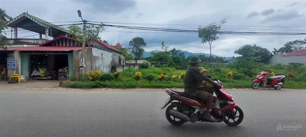 Cần bán lô đất 266m2 bám đg nhựa liên xã gần trung tâm hành chính xã nhuận trạch giá 4.x tỷ
