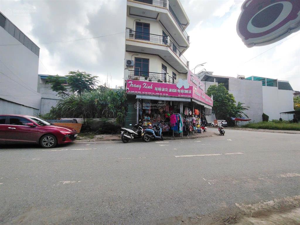 Cần bán lô đất phân lô phố chợ mặt kinh doanh buôn bán sầm uất, giá 4.x tỷ