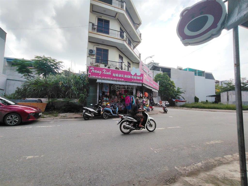 Cần bán lô đất phân lô phố chợ mặt kinh doanh buôn bán sầm uất, giá 4.x tỷ