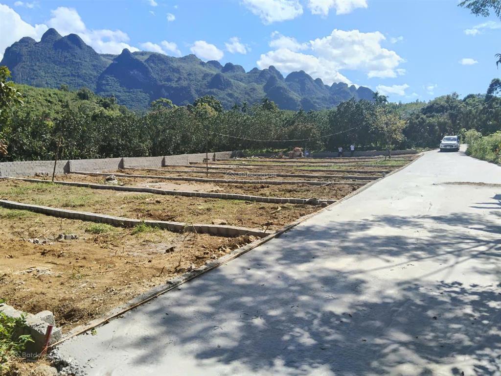 Bán lô đất kim bôi gần trường học cấp 1 cấp 2, giácực rẻ cất két chưa đến 100tr