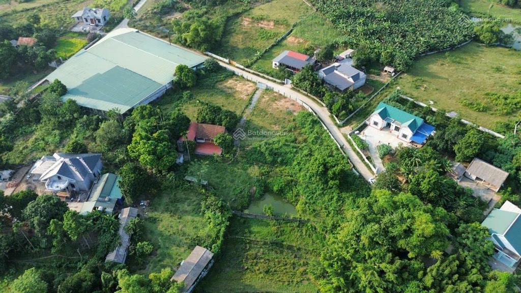 Lô đất nghỉ dưỡng mặt tiền lớn, cảnh quan đẹp hiếm có tại khu vực lương sơn, chỉ hơn 2tr/m2