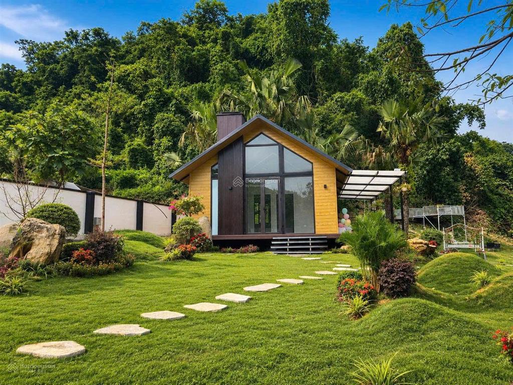 Chủ chuyên thiết kế khu nghỉ dưỡng sẵn xách vali về ở 2000m2, giá 3,x tỷ