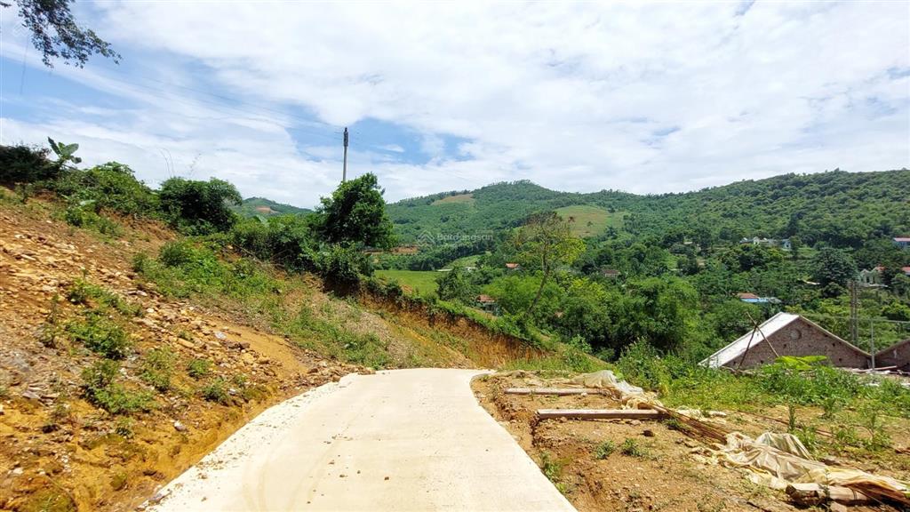 Bán 4800m 400 đất ở view cao đẹp cạnh khu du lịch nhà tôi hòa bình giá nhỉnh 5 tỷ