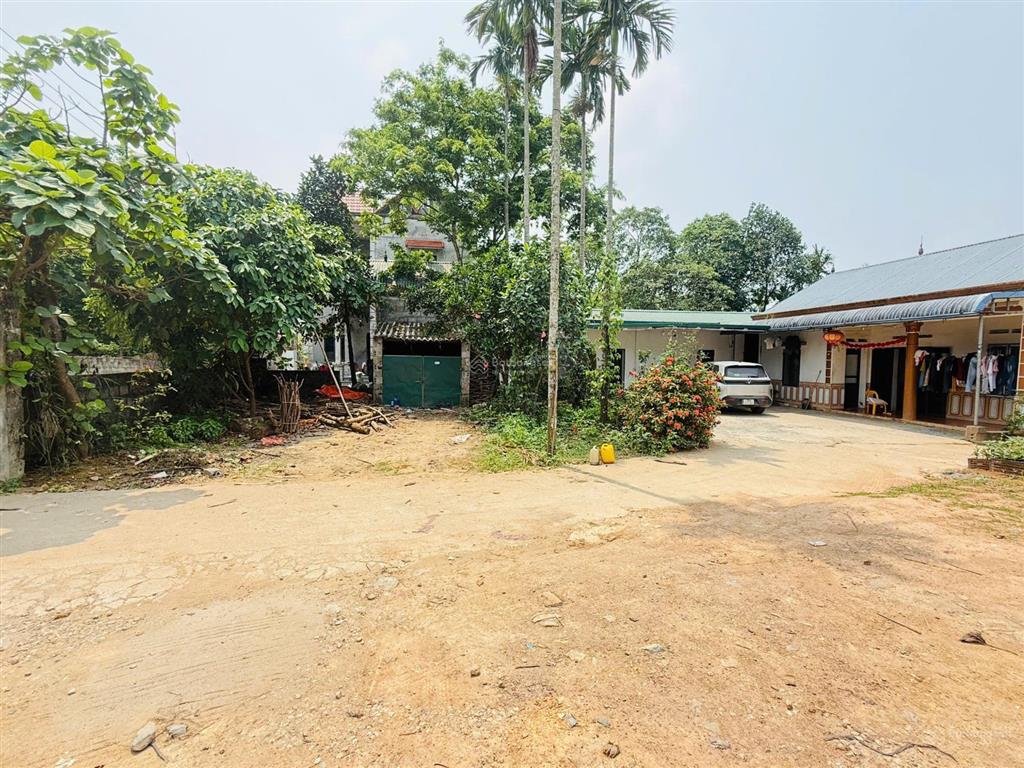 100m gần quốc lô 21a và cụm cn thanh sơn ls hòa bình cũ giá 6xxtr