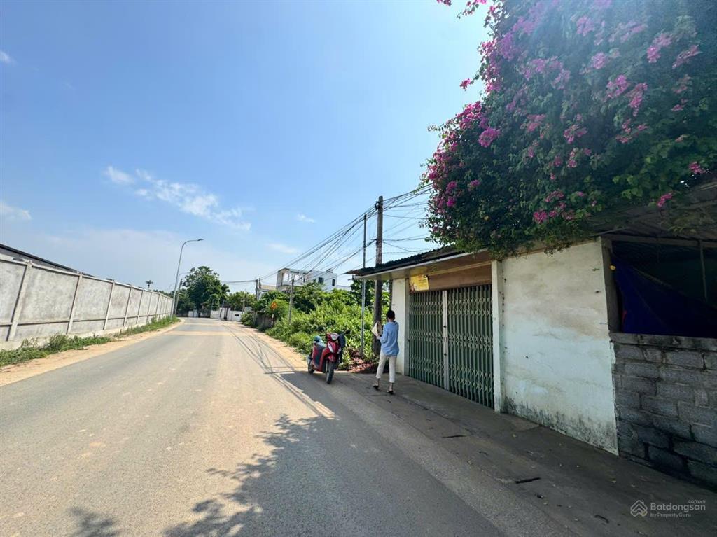 Cần bán 166m full đất ở trục kinh doanh đg nhựa liên xã, kcn nhuận trạch cách hn 30km