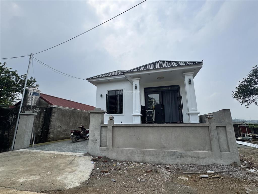 Chỉ nhỉnh 1 tỷ có ngay lô đất 80 m mặt tiền 6 m phía sau giáp với khu công nghiệp cách hn 30km