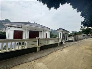 Lô góc 2 mặt tiền gần suối lớn giá 7xxtr tại lương sơn  hoà bình cũ
