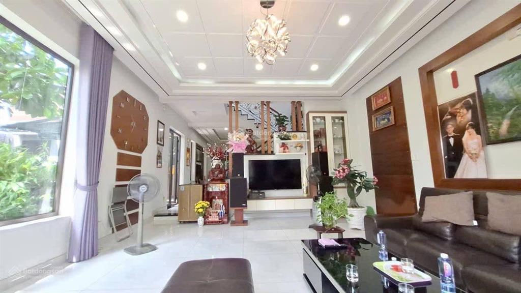 Biệt thự mặt tiền gần công viên cá koi nhật bản vị trí thuận tiện kinh doanh