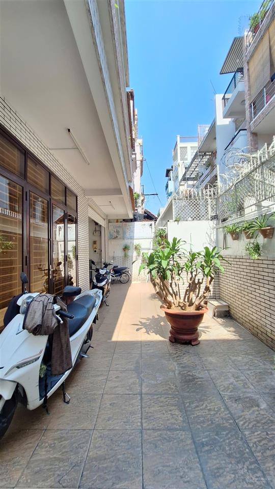 Bán nhà riêng tại hồ văn huê, giá cực chất 48 tỷ, 188.3m2, 6pn, 4wc