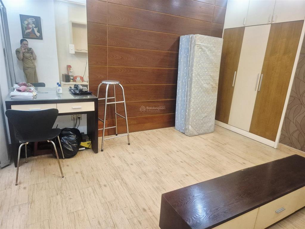Cực hiếm  mặt tiền kinh doanh ngay chợ hạnh thông tây. nhà 4 tầng khu phân lô đồng bộ