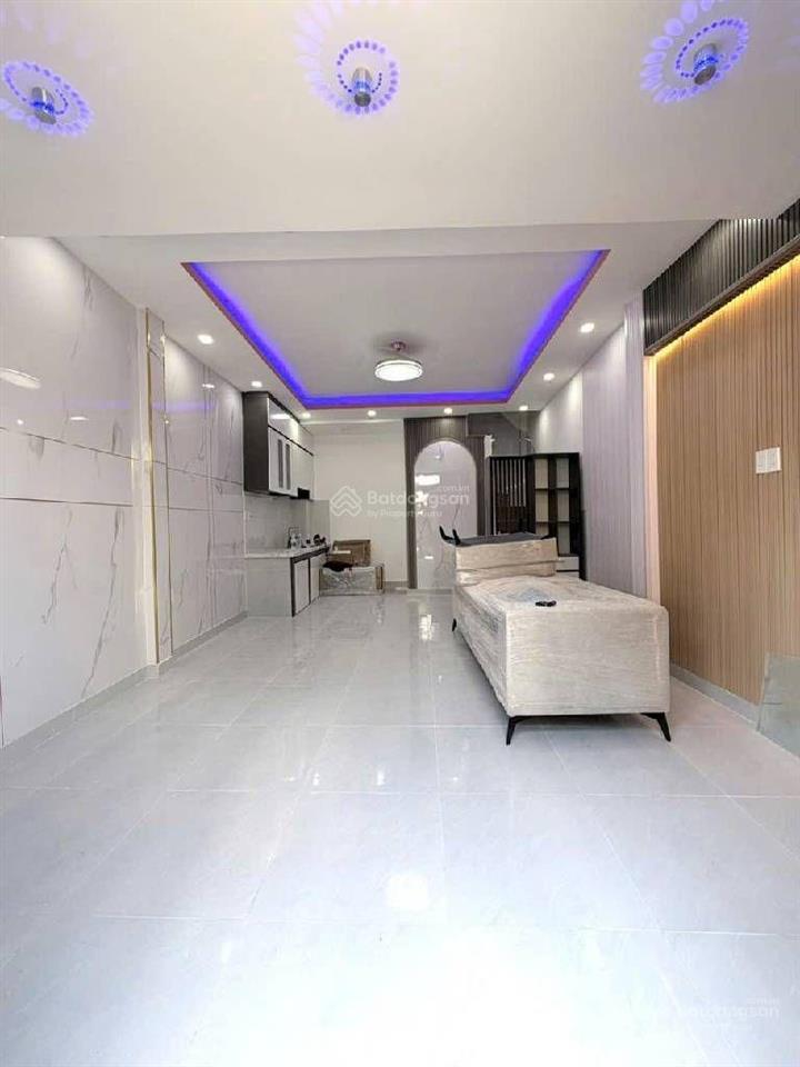 Bán nhà mặt phố view đẹp, 5,38 tỷ, 31m2 tại đường số 6, phường 7, quận gò vấp, hcm