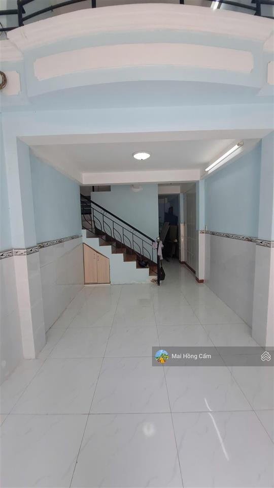 Chính chủ gửi bán nhà 3 tầng hẻm xe hơi thông ngay cách mạng tháng tám gần câu lạc bộ lan anh