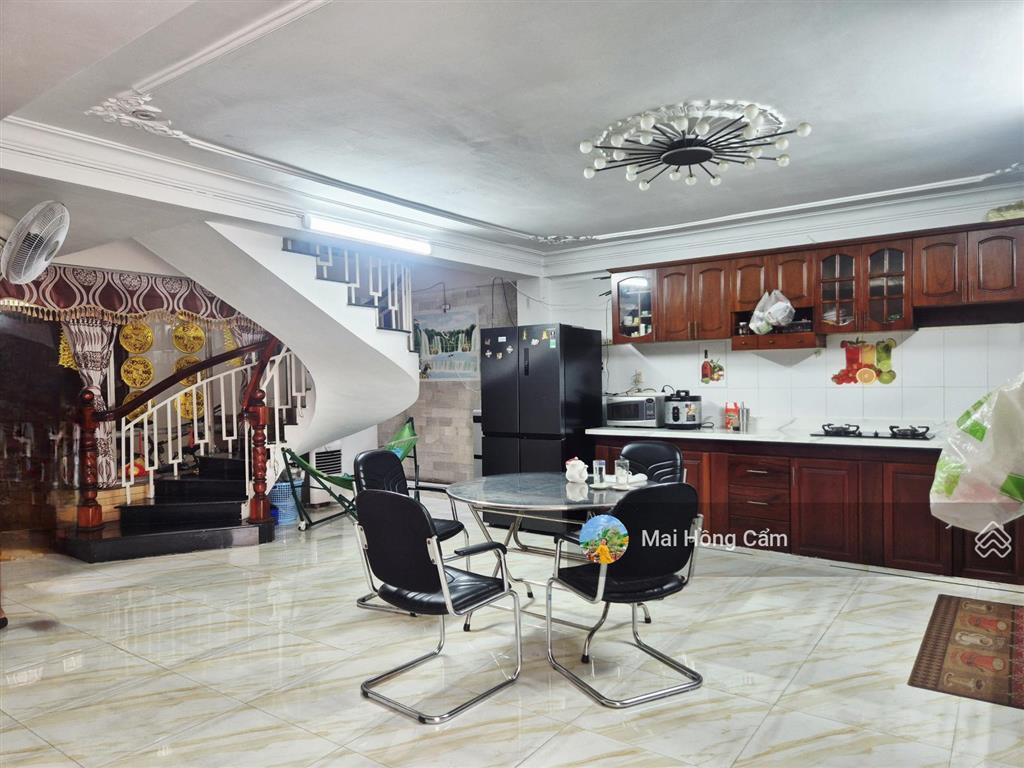 Siêu phẩm 2 mặt tiền khu phân lô đồng bộ dân trí ngang 9m chính chủ 1 đời 5 tầng btct 9pn