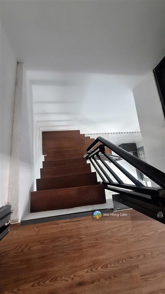 Bán nhà 3 tầng  2 mặt hẻm  cách mặt tiền đường số 8 chỉ 10m