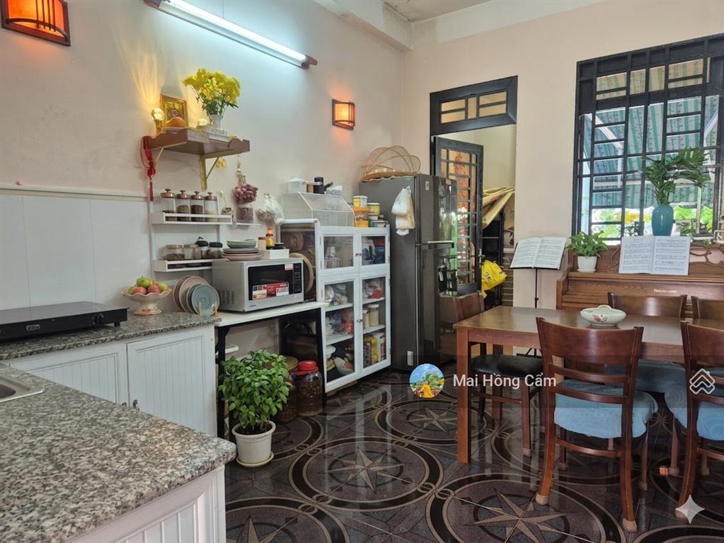 Siêu phẩm đất vàng ngang 6.4m chủ quyền 1 đời, giá tham khảo tốt trong khu vực, hẻm xe hơi thông