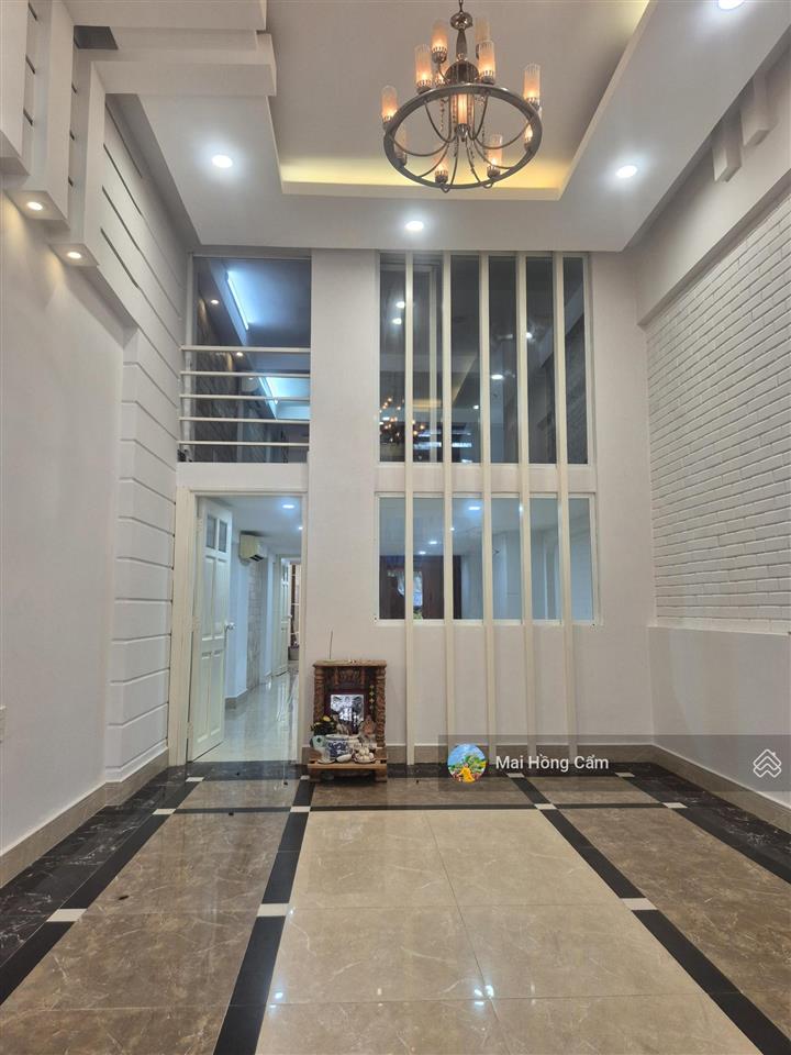 Shophouse chung cư lê thị riêng  quận 10 hai mặt tiền kinh doanh  đối diện công viên