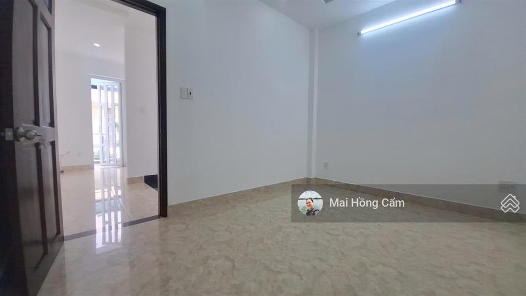 Siêu phẩm nhà phố khu phân lô thạnh xuân 24, quận 12 đẹp kính koong, vào ở ngay!