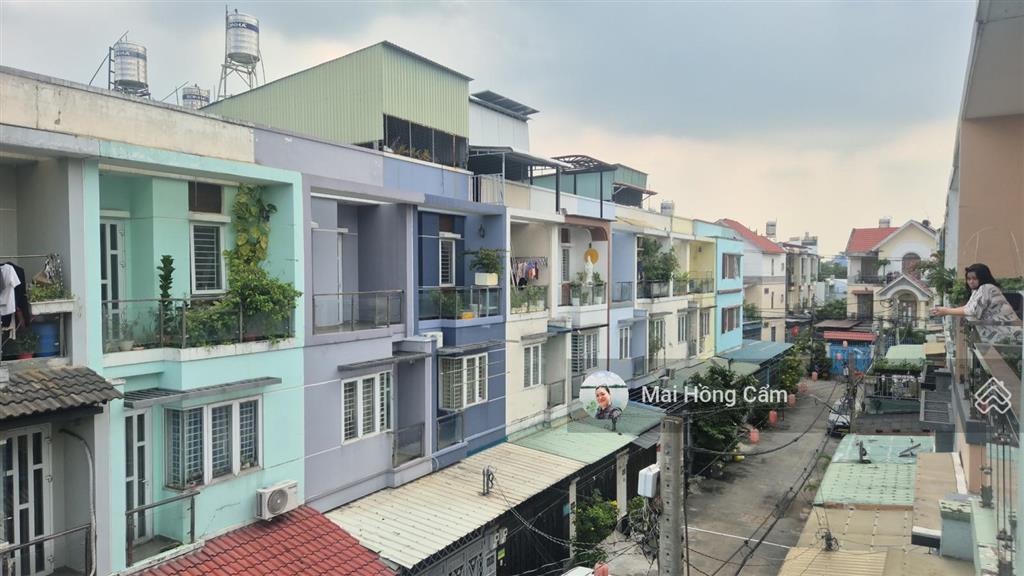 Siêu phẩm nhà phố khu phân lô thạnh xuân 24, quận 12 đẹp kính koong, vào ở ngay!