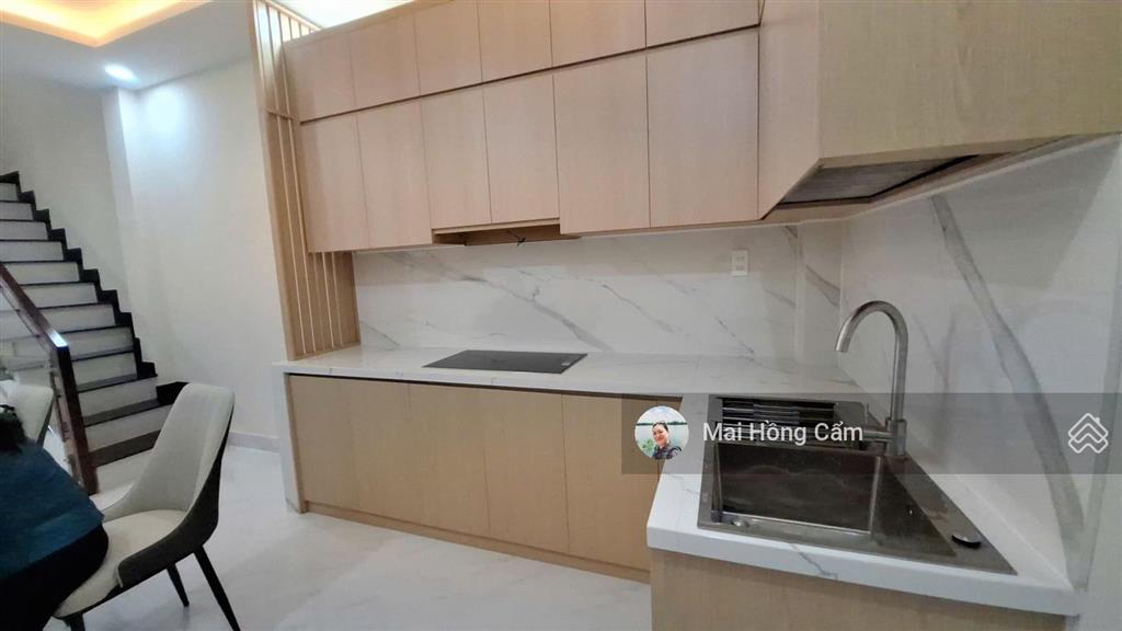Nhà đẹp không gian xanh 5pn 4wc sân xe tiểu cảnh thư giãn