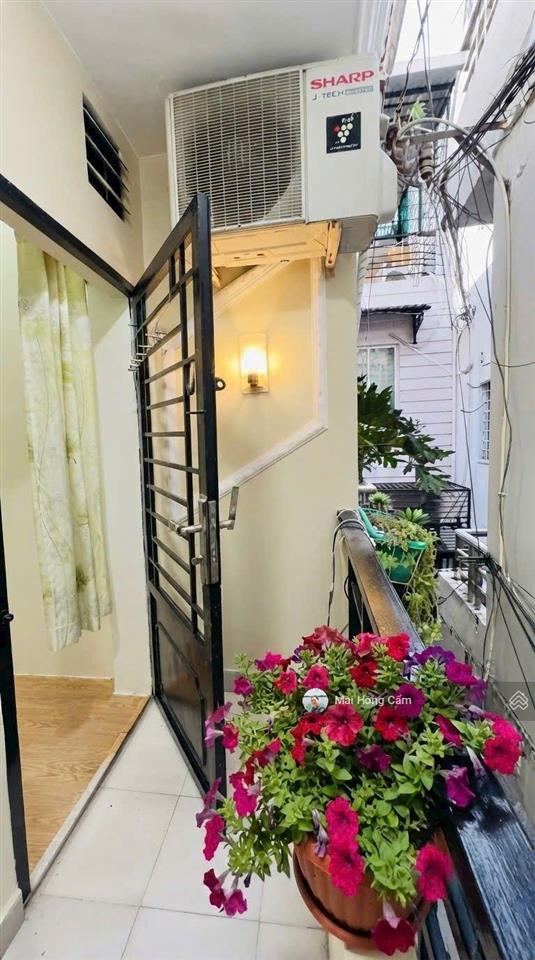 Vạn kiếp 10m ra hẻm xe hơi vị trí trung tâm nhà 2 tầng 2pn