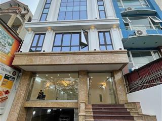 Cho thuê tòa vp đẹp nhất mp quang trung. dt 160m2, 7 tầng 1 hầm, có pccc, thang máy, đh âm trần