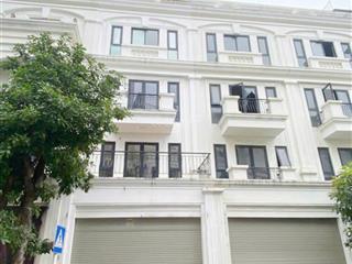 Cho thuê lk roman plaza tố hữu. dt 80m2, 5 tầng thang máy, ô tô đỗ cửa. kinh doanh + vp đều đẹp