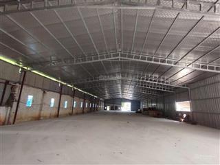 Cho thuê kho xưởng đại thanh  thanh trì. dt 700m, có điện 3fa, xe cont đỗ. giá rất rẻ