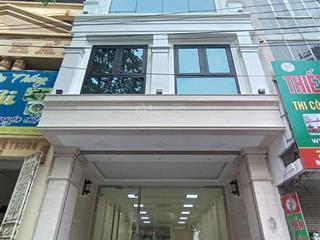 Cho thuê nhà riêng quang trung  bưu điện hà đông. dt 100m2, 7 tầng 1 hầm, pccc chuẩn, vị trí đỉnh