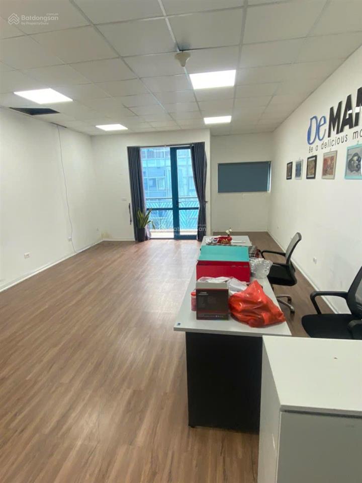 Cho thuê lk galaxy vạn phúc  tố hữu. dt 100m2, 6 tầng thang máy, điều hòa. phù hợp các mô hình