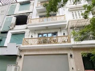 Cho thuê nhà trần quốc hoàn  cầu giấy. dt 55m2, 6 tầng, thang máy, đh âm trần, cực hiếm. giá rẻ