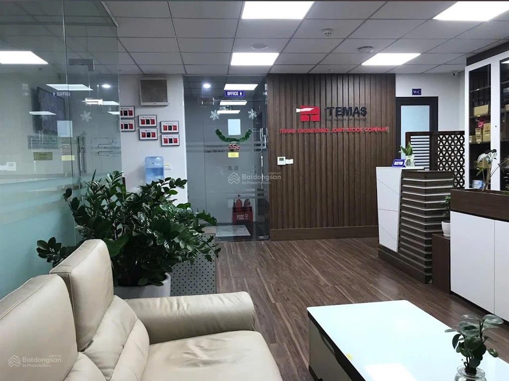Cho thuê nhà hồ tùng mậu  dương khuê. dt 70m2, 6 tầng 1 hầm, thang máy, điều hòa, có pccc